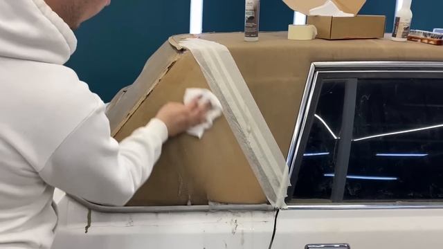 Очистка кожи своими руками / как почистить кожу /купили лимузин / детейлинг дома / чистим кожу смотреть онлайн