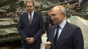 Владимир Путин назвал российский танк Т-90 "Прорыв" лучшим в мире