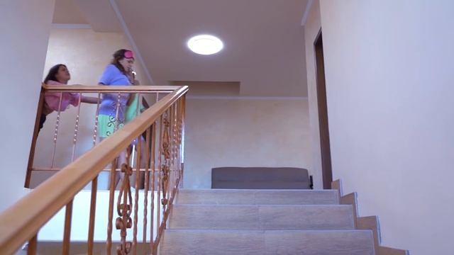 Даша с Ботаншей Не Против с Масками ВСТРЕЧАТЬСЯ ?! смотреть онлайн