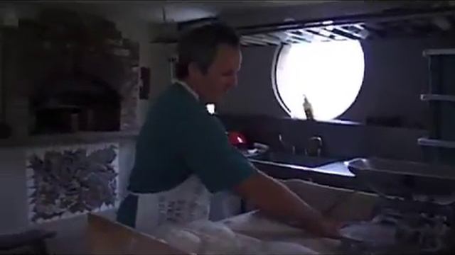 What is Artisan Bread? - Crystal Waters Bakery смотреть онлайн