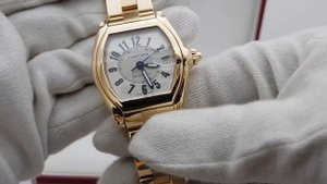 Классика Cartier обзор модели Roadster 2524 в желтом золоте!
