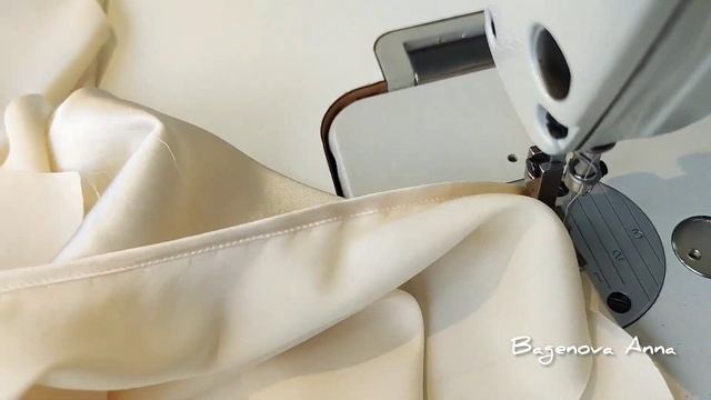 Пошив топа из шелка на тонких бретелях.Часть первая, обработка горловины. смотреть онлайн