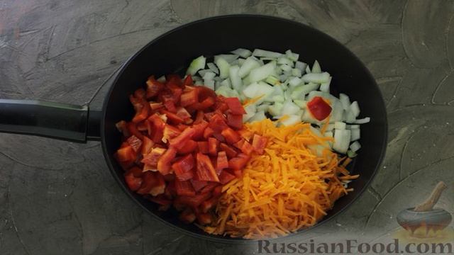 Суп с баклажанами и копчёными рёбрышками
