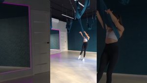 Fly dance 11 (танцы на гамаках)