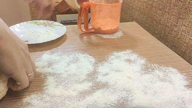 ПРОСТОЙ РЕЦЕПТ ПЛЕТЁНКИ С КУНЖУТОМ