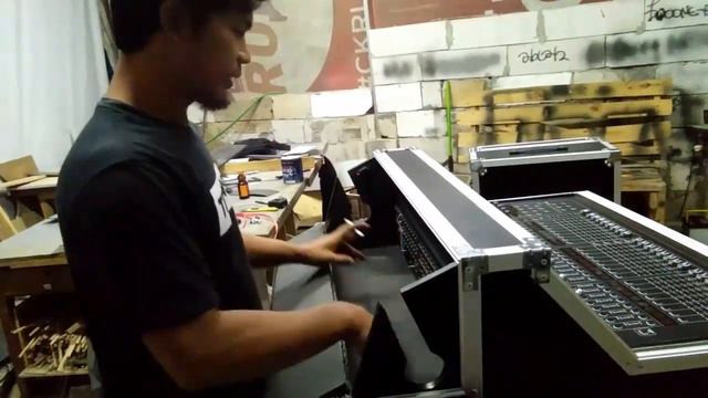 flightcase midas M32 смотреть онлайн