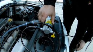 Замена масла в двигателе VW POLO