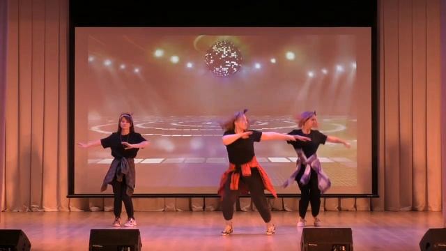 Танцевальный номер "Popito" смотреть онлайн