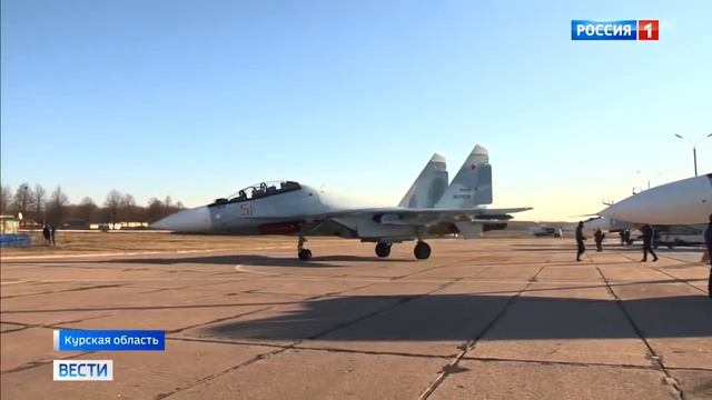 Выпускники летного училища осваивают Су-30см смотреть онлайн