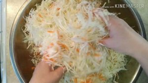 Капуста, квашенная в собственном соку. Как правильно заквасить капусту?