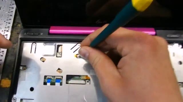 Разборка нетбука ASUS Eee PC 1008P