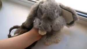КРОЛИК БРЕЛОК СВОИМИ РУКАМИ ИЗ НАТУРАЛЬНОГО МЕХА.