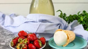 Шампанское с клубникой. Видео рецепты