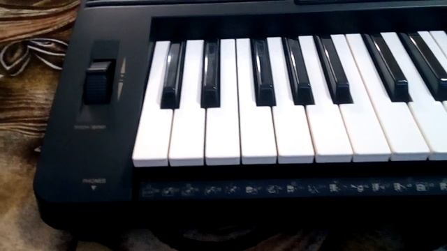 Синтезатор Yamaha PSR-520 смотреть онлайн