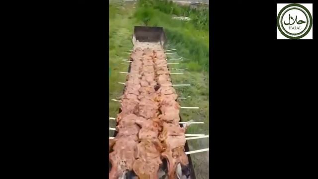 Метровый шашлык готовит узбекский повари bir metrlik shawlik o'zbek owpazlaridan смотреть онлайн