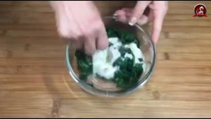 Семга в слоеном тесте со шпинатом