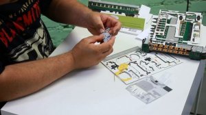 ШКОЛА СБОРКИ от Умной Бумаги | Железная дорога 1/87 Головной вагон электропоезда ЭР-2 614. Сборка.