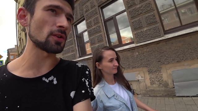 Хаски Капеллу пригласили на ТВ. Жена пробует устроиться в студию смотреть онлайн