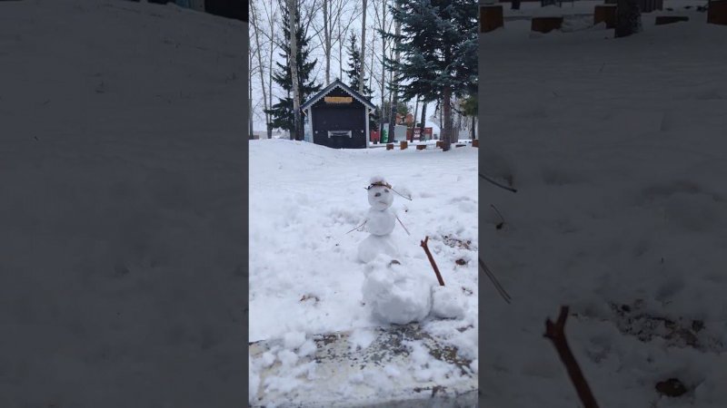 Первый снеговик
