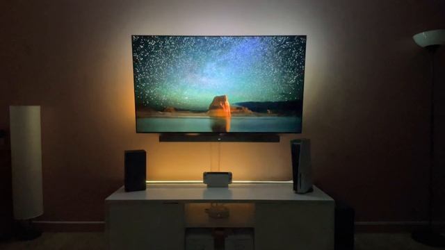 Unboxing et Review du Philips Play Gradient LightTube ( ambilight hue signify ) смотреть онлайн