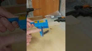 Кондуктор для сверления отверстий.