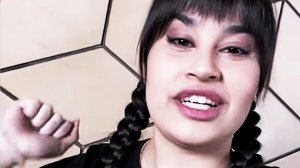 "С БРАТОМ И СЕСТРОЙ МЫ ДЕРЁМСЯ..." ДИАНА АНКУДИНОВА