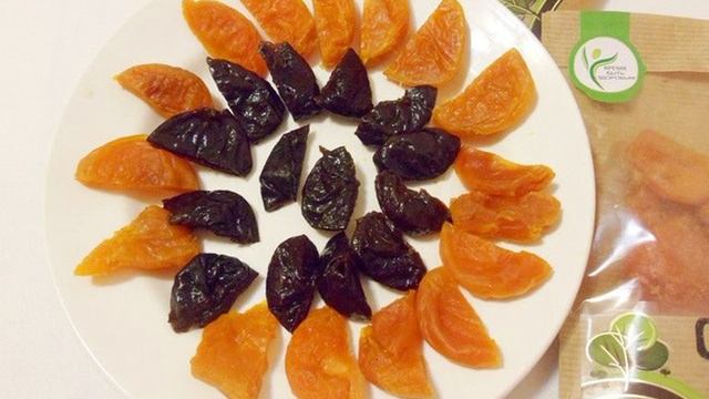 Творожное печенье с курагой и черносливом