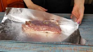 Грудинка в духовке сочная и мягкая!