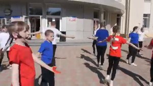 флешмоб под песню "Россия"