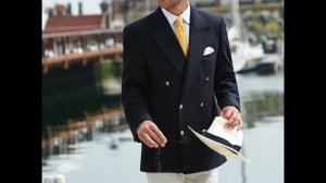 THE NAVY BLAZER | THE LITTLE BLACK DRESS FOR MEN!