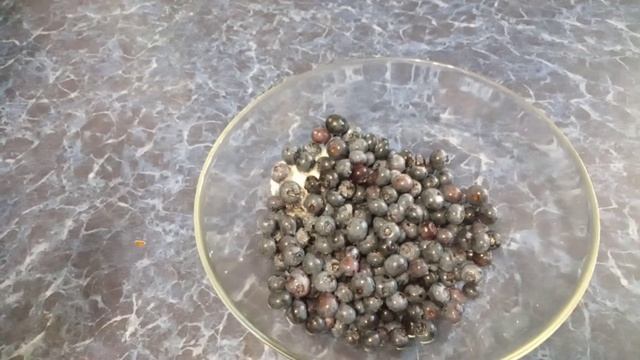 Тертый пирог с голубикой