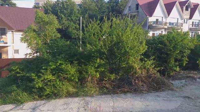 Ровный участок в 300м от моря с Разрешением и Проектом Гостевого дома. Сочи. Детляжка. смотреть онлайн