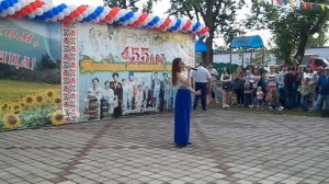 Александра Панкратова выступает на дне рождения родной станицы Азовской