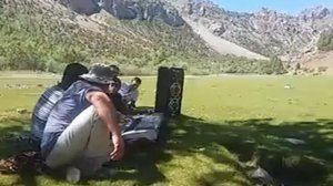 Дар лаби дарёи кухи.  Абдушукур Шарифов