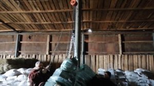 600 кг. Гранулятор мод. ZLSP 400.Привезли на Toyota Hilux,разгружаем.