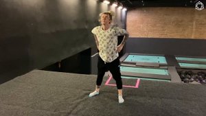 Разминка перед батутами