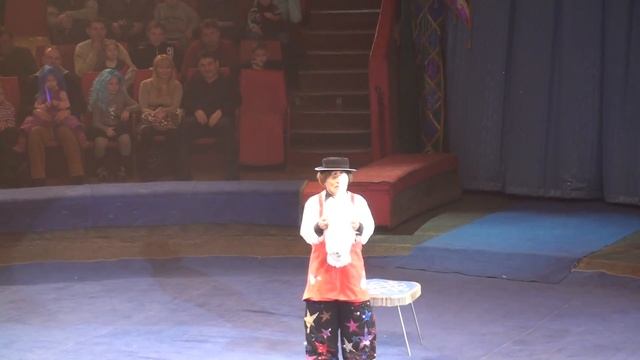 Клоун Май / Гусь (2012) смотреть онлайн