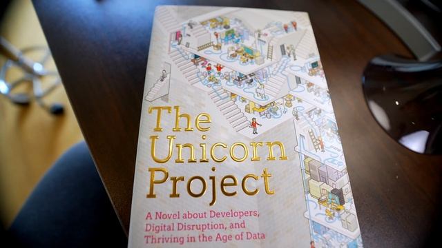 Must-Read Books for DevOps Professionals in 2023 | KodeKloud смотреть онлайн