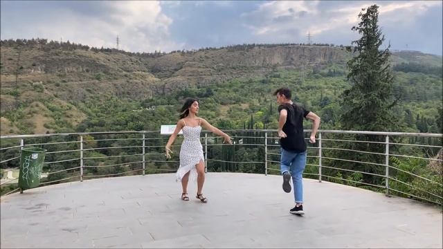 Девушки Танцуют Классно В Тбилиси Гогия Лезгинка 2022 ALISHKA Хит Кавказа Gogia Remix Гогия смотреть онлайн