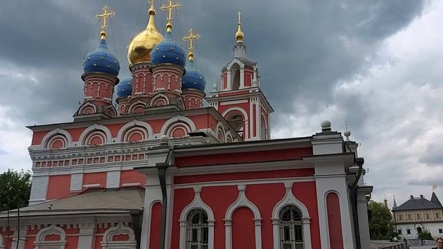 Церковь возле Армады Оренбург