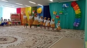 Танец "Русские матрешки"