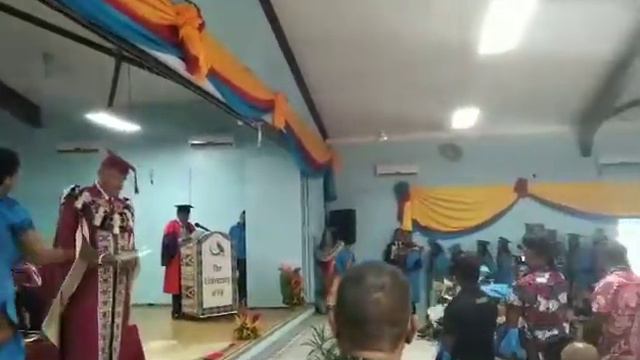 University of Fiji Chancellor Ratu Epeli Nailatikau confers diplomas & degrees to graduates смотреть онлайн