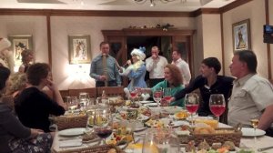 Дед Мороз и зажигательная Снегурочка на корпоративе (чуть промотать вперед :))