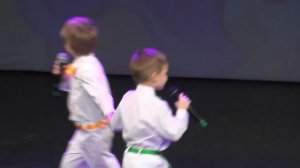 "Виноватая тучка" Слова:Ю.Энтин Музыка: Д.Тухманов