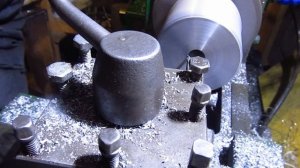 2. Самодельный гриндер. Шкив на мотор и определяюсь с конструкцией.