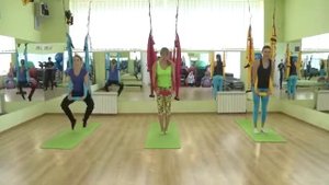 Fly fitness упражнения с гамаком