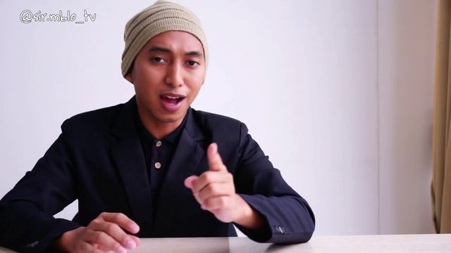 BELAJAR TENSES - Present Continuous VS Present Simple смотреть онлайн