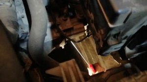 Заливка масла в Ниссан Альмера изобретённой ракетой!