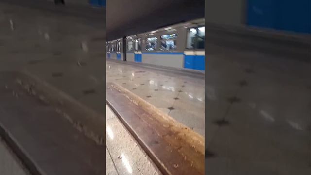 KAZAN METRO | Поезд "Русич", станция Яшьлек, в медленном фоне. Казань (5.6.23) @trolleybusOnelove