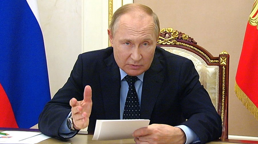 Путин призвал ФСБ и далее помогать армии в решении задач СВО / События на ТВЦ